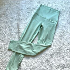 Lululemon Highrise Align leggings 24”inseam. Size 0 mint green